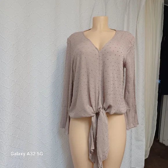 Entro Women's Blouse - Light Pink Tie-Front Size M - Picture 4 of 16